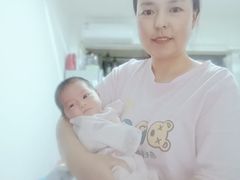 -爱月宝月嫂·育儿嫂