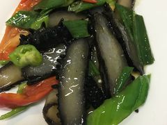 爆炒海参-大丰收海鲜酒楼·专业餐饮30年(连云港老字号店)