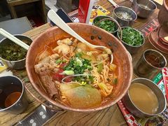 -成都你六姐·牛肉冒菜(上海陆悦汇店)