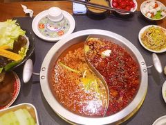 -沸炉重庆老火锅(军事博物馆店)