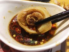 -洪氏嗨捞·广东猪肚鸡·椰子鸡火锅(西咸万象城店)