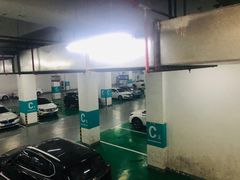 -绿地东海岸时尚广场-地下停车场