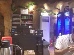 -四海一家自助餐(益田假日广场店)