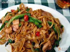 炒牛河-红鼻子桂林米粉(金唐新光界店)