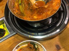土豆排骨火锅-喇喇排骨火锅·传统韩式脊骨汤(望京西园总店)