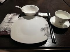 餐具摆设-羲和雅苑•北京烤鸭(陆家嘴中心店)