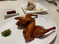 烤乳鸽-利苑酒家(华熙国际店)