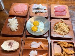 -银米·云南传统过桥米线(双廊黑金冠店)