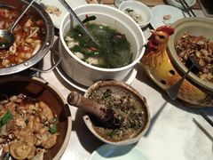 -绿草地·湘菜(酃湖师院店)
