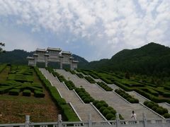 -九鼎铁刹山风景区