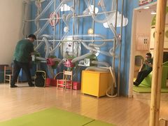 -乐融儿童之家早教托育(武昌校区)