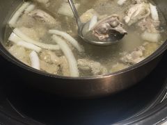 -喃喃椰·糟粕醋·椰子鸡火锅(七堡花园店)