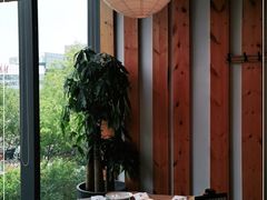 包厢-日进一片海.生腌海鲜火锅.宵夜烧烤(三里屯总店)