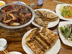 -溢心园香河肉饼总店
