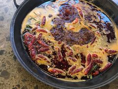 -四小区火锅·巷子里的重庆火锅(花照壁店)