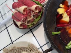 -扎起市井老火锅(乐山总店)