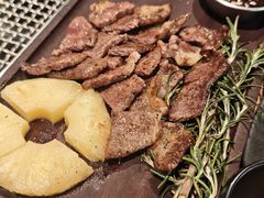 -肉甲韩国木炭烤肉(新壹街1店)