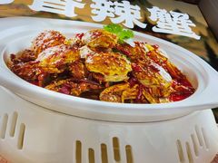 -肥肥虾庄·金牌油焖大虾(汉街SKP店)