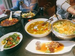 -万重锦·人文川菜馆(骡马市店)