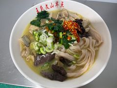 -文山荷鲜居(翠湖店)