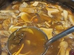 -菌之家·专业纯野生菌火锅·特色炒菌
