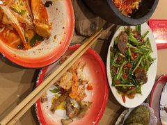 -老三样·旧食新味(绿地店)