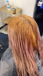 点击看大图 -V8潮牌·接发烫染连锁