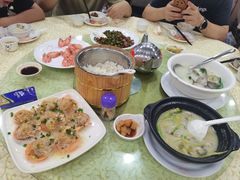 -鹏城人家海鲜酒家·23年老字号(较场尾店)