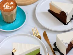 双色蛋糕-81BAKERY(大学路店)