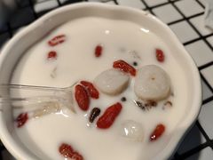 -董眼镜火锅(洪崖洞总店)