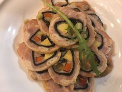 蛋黄鸭卷-江南村酒家