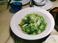 -佬麻雀·新湘菜(东方宝泰店)
