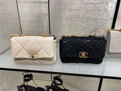 -CHANEL(恒隆广场店)