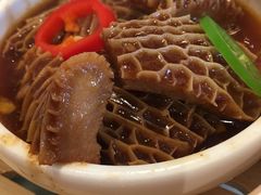 -千灯盛汇·头牌粤菜(致越优城店)