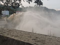 -黄河小浪底水利枢纽风景区