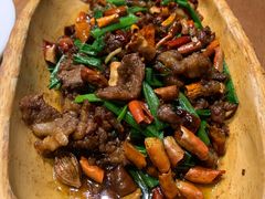 -老滇山寨•云南特色菜•地方菜•民族风情歌舞表演(金碧店)