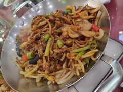 -绿岛酒楼(小海地店)