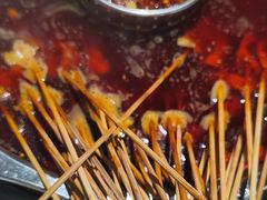 -佰人王串串香火锅(洋珠巷店)