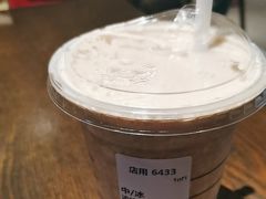 -星巴克臻选(南京金茂览秀城店)