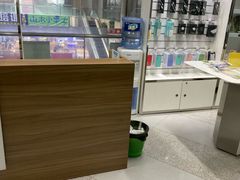 -修卜凡二手严选店·手机维修·回收租赁(川沙地铁站店)