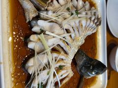 -莲餐厅·湖北菜·潜江小龙虾店(愚园路店)