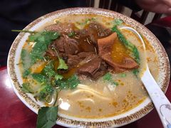 红烧牛三宝面-金杨拉面王小吃面馆·牛三宝面·红烧牛肉粉