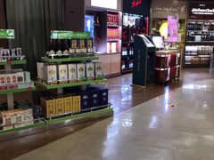 -日上免税店(三径路t3店)