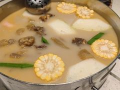 -肥仔文澳门猪骨煲(南京西路店)