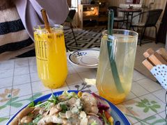 -Rabbit Cafe私房西餐甜点咖啡(栖霞路店)