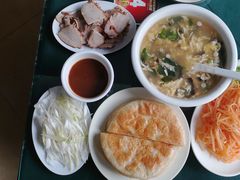 -李连贵酒家熏肉大饼(昆明街店)