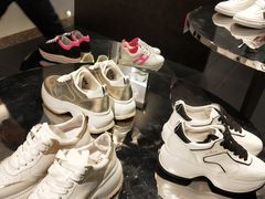 -HOGAN(久光百货店)