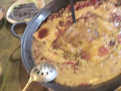 -黄潇洒老火锅(九眼桥宏济巷店)
