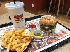 -The Habit Burger Grill 哈比特汉堡(爱琴海店)