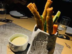 笔筒色拉-穹六人间 people 6(岳阳路店)